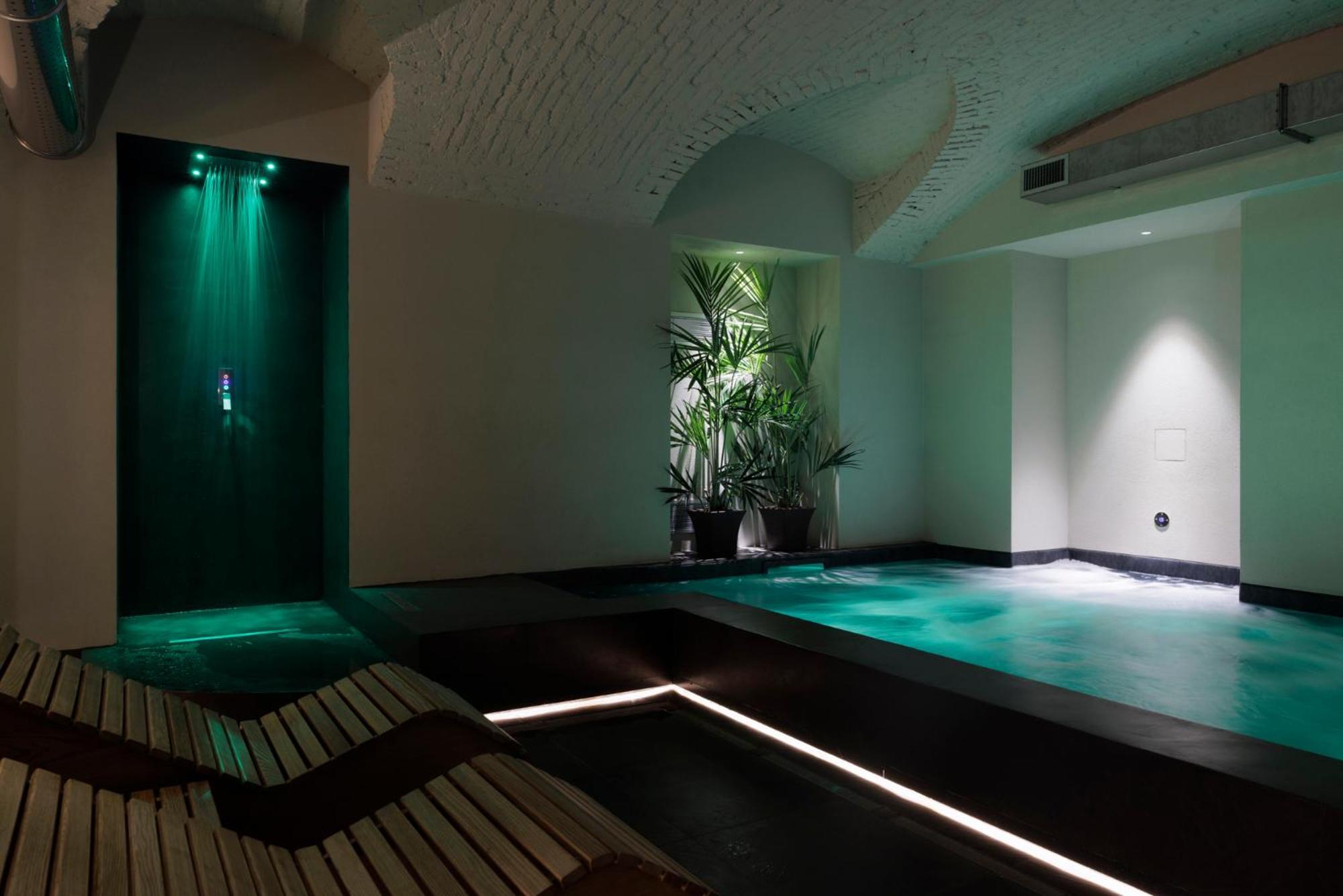 Palazzo Bellezia Luxury Suites & Spa Turin Exterior photo